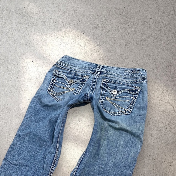 !! SOLD !! Silver Jeans Co. Low Rise Mckenzie Slim Bootcut Jeans - Picture 3 of 7